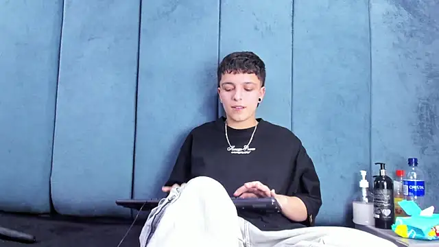 Megan_Thompson_: онлайн-секс-чат