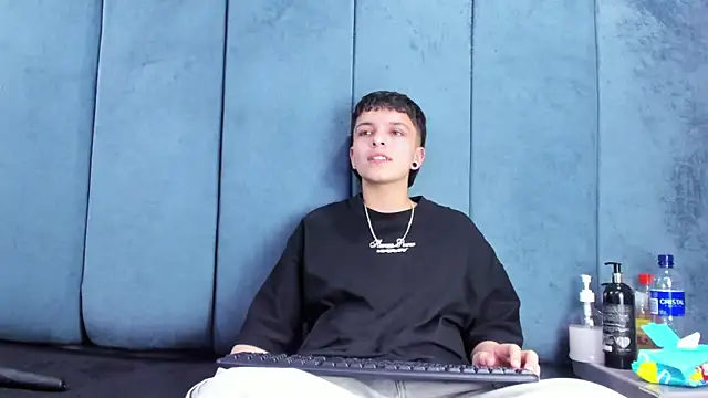 Megan_Thompson_ Chat XXX in diretta