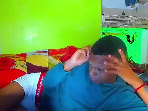 Czat XXX na żywo – aunstin_farid1