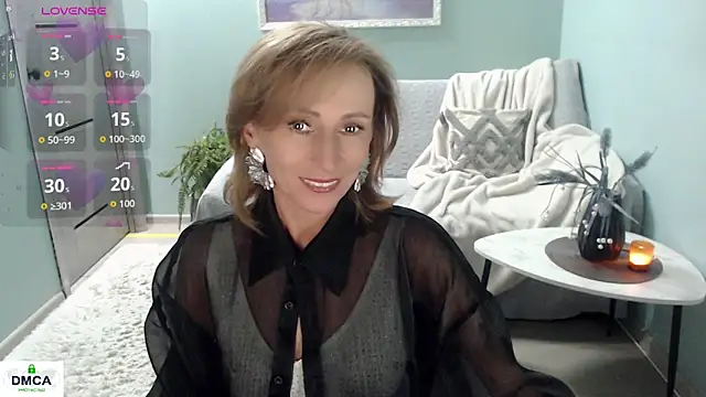 HornyMilf_777 Chat XXX in diretta