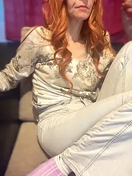 XXX chat uživo modela Emma_milfff