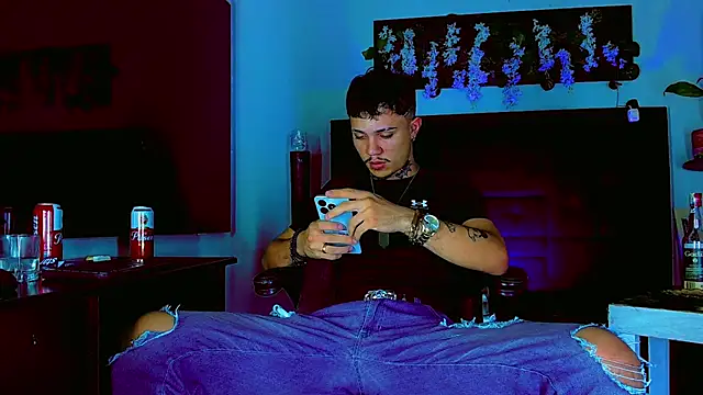 Chat +18 de HannibalLester ao vivo