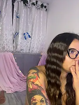 Czat XXX na żywo – Linda_Bellucci