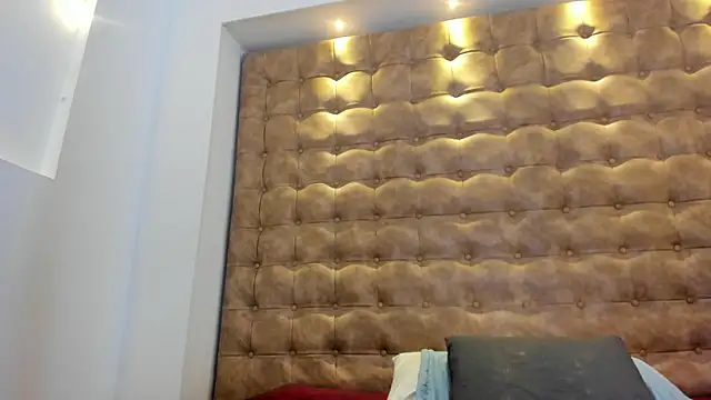 Chat +18 de GrettaRouse ao vivo