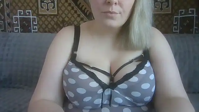 Czat XXX na żywo – Diana_Britt