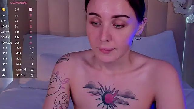 แชท XXX สดของ LianaFord