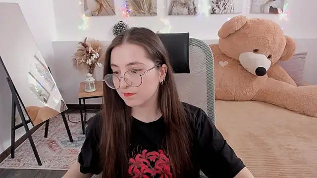 VirtuallVoyant Live XXX Chat