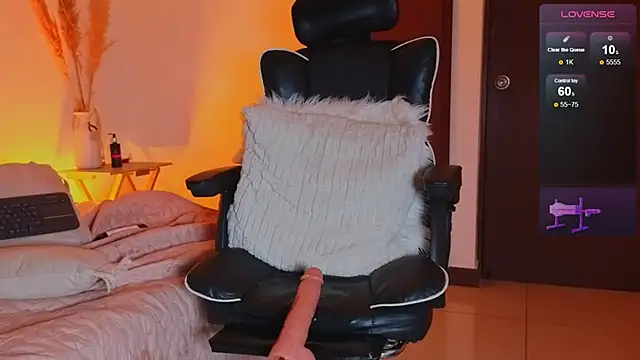 Chat XXX en directo de Alice-Benette