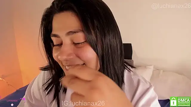 Онлайн чат XXX lucy26_