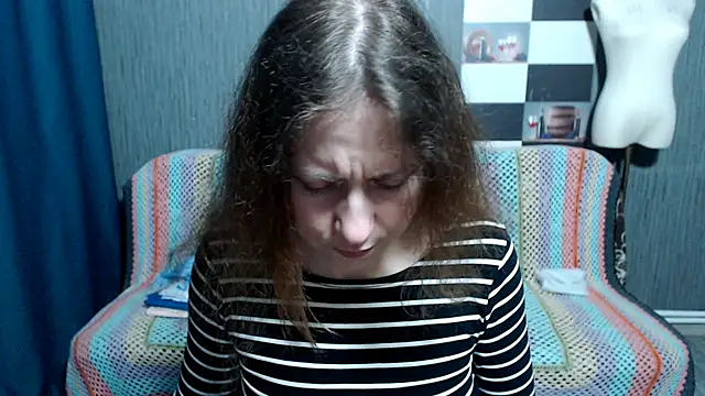 pa1e_pr1ncess Chat XXX in diretta