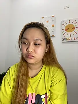 Almira6868 网络视讯表演