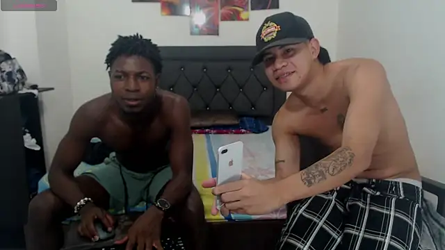 logannth's Live XXX Chat