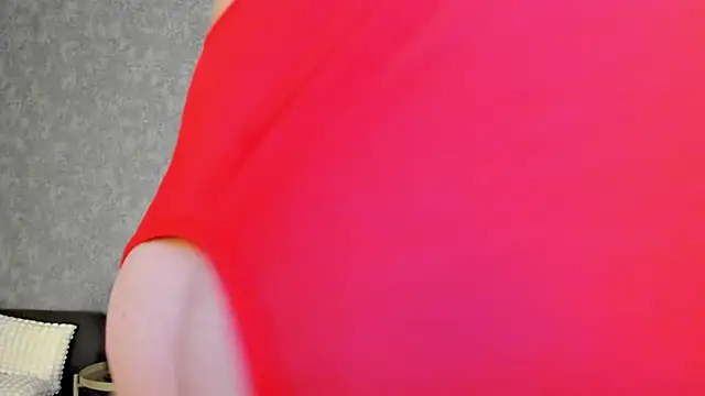 MiaHartx Adlı Modelin Canlı XXX Sohbeti