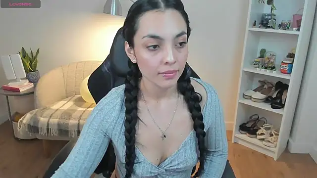 _BellaEvans_'s Live XXX Chat