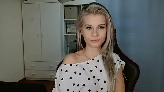 Živý XXX chat KristineGlow