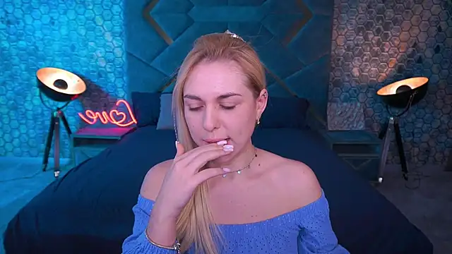 دردشة ArishkaLulu الجنسية المباشرة