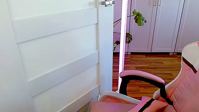 Živý XXX chat teaseDiana