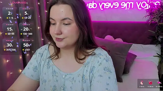 FeralPeach 现场XXX聊天