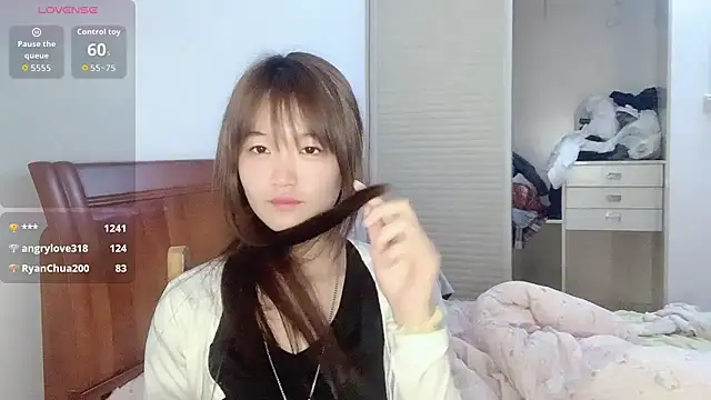 Živý XXX chat D-Wanming