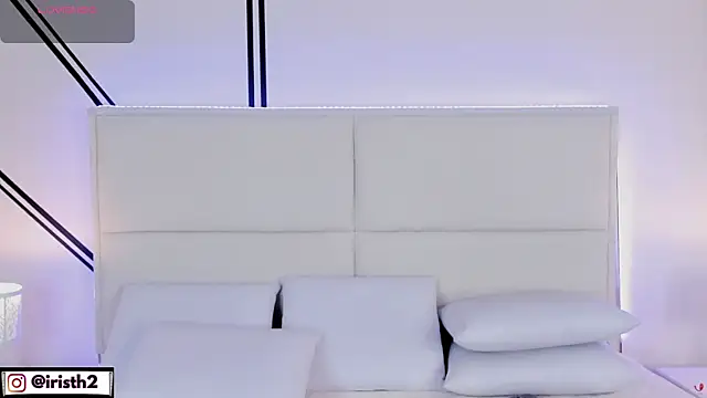 Iris_Thompson_n Live XXX chat