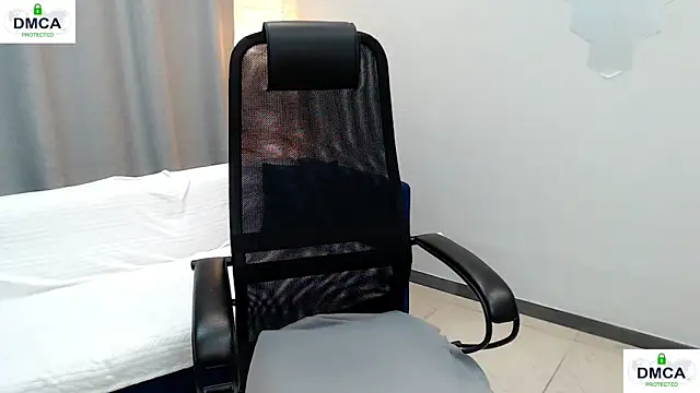 Pion_01n Live XXX chat