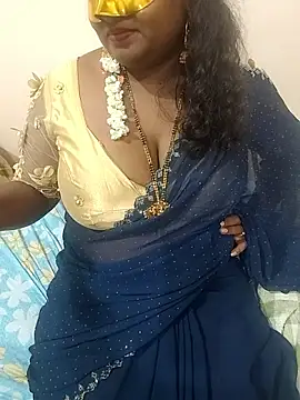 Lovely_silk webkamerás műsora