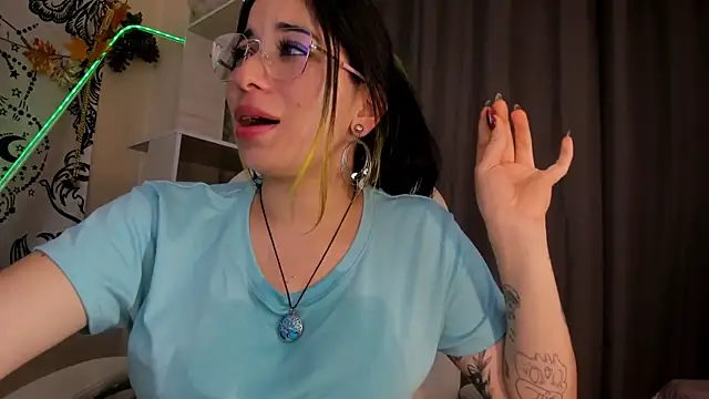 Laughing_Natty Live XXX Chat