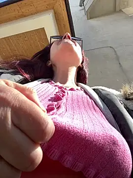 NataKitten Adlı Modelin Canlı XXX Sohbeti