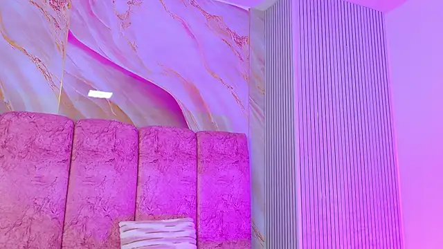 emmacurvy élő XXX-chatje