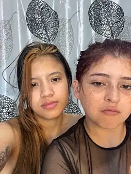 Chat +18 de Xuxi_XXX ao vivo