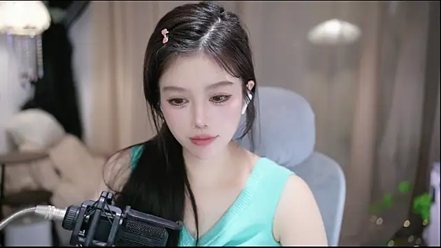 Chatroom XXX en direct de Cecily