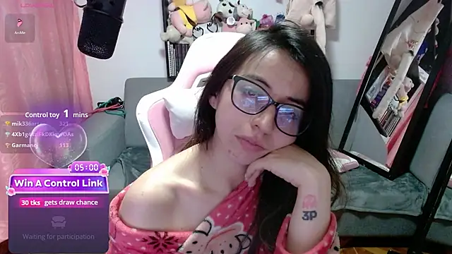 Maggie_Fox3 Adlı Modelin Canlı XXX Sohbeti