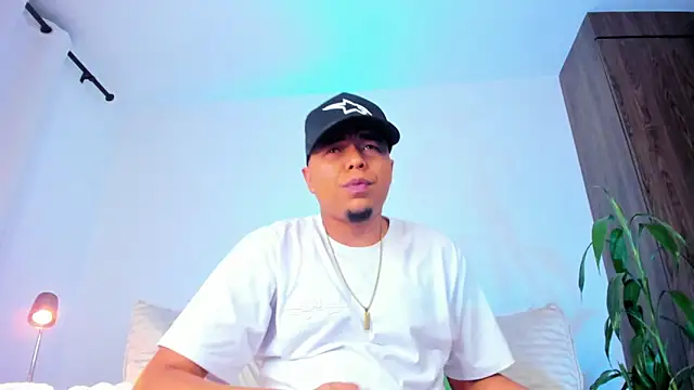 Randdy_333 Live XXX-Chat