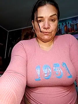 Chatroom XXX en direct de Zuleyka_69