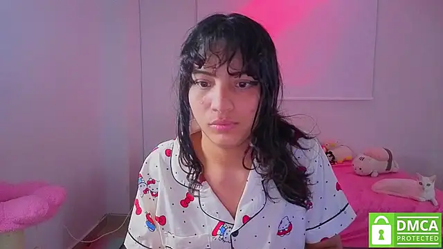 Lovelyamyy Adlı Modelin Canlı XXX Sohbeti