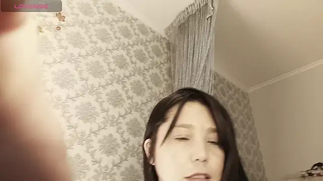 دردشة MissValday الجنسية المباشرة