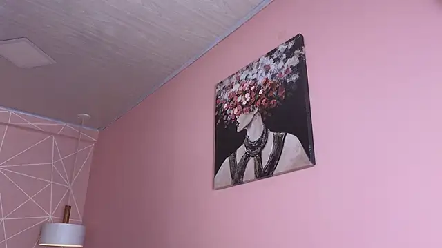 ela_petit élő XXX-chatje