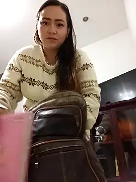 SabrinaVantress' Live XXX Chat