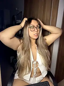 Im_sophiie Chat XXX live