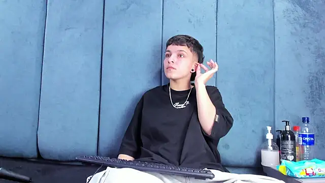 Megan_Thompson_'s Live XXX Chat