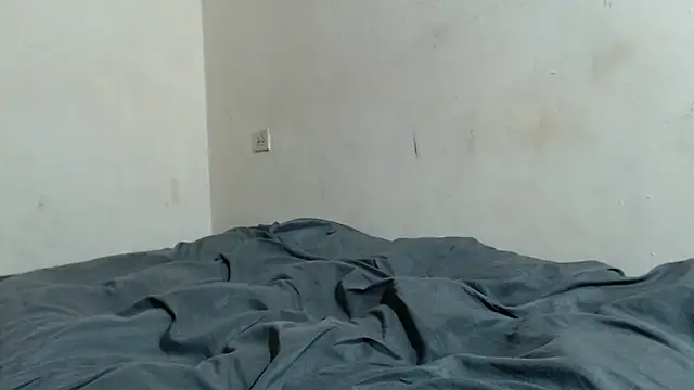 BlondZilla: απευθείας συνομιλία ΧΧΧ