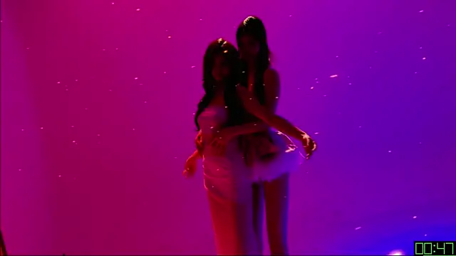 TNT-Sister Pertunjukan Webcam