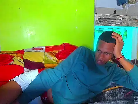 aunstin_farid1: διαδικτυακό σόου στην κάμερα