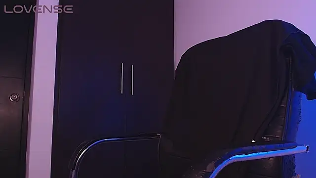 BjornSteel's Live XXX Chat