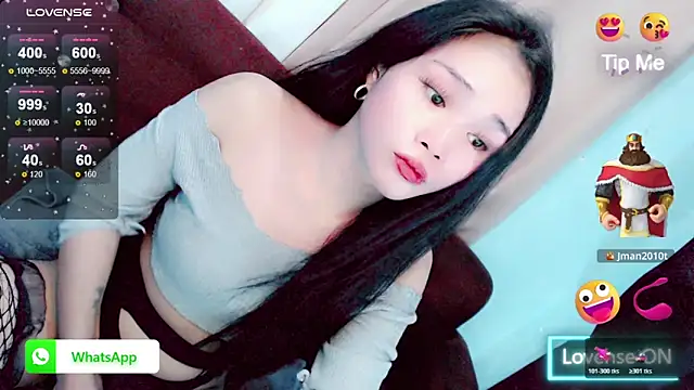 Amomentoflust99のウェブカメラショー