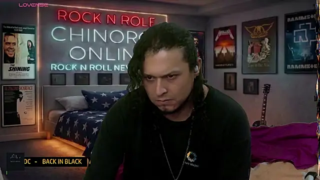 chino_roz Chat XXX live