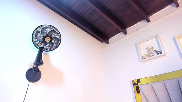 vahiolet_fuentes: онлайн-секс-чат