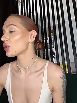 Онлайн чат XXX LittleFox___