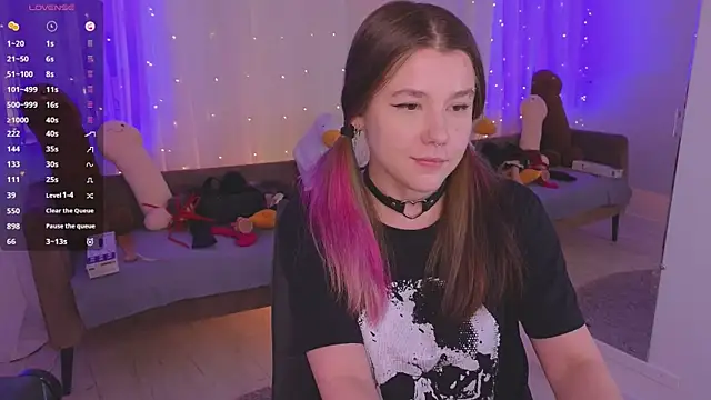 Mira_Falls: απευθείας συνομιλία ΧΧΧ