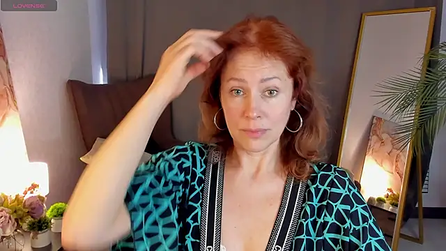 LeticiaRomanoのライブXXXチャ  ット